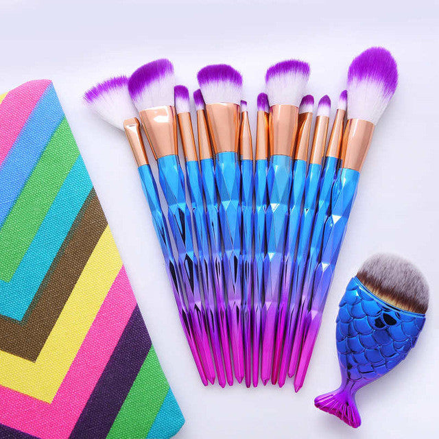 12Pcs Diamond Shaped Makeup Brush Set+Big Fish Tail Foundation Powder Eyeshadow Make up Rainbow Contour Blending Cosmetic Brush